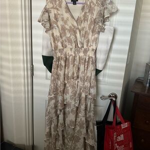 Halogen Cream and Tan Floral Maxi Dress